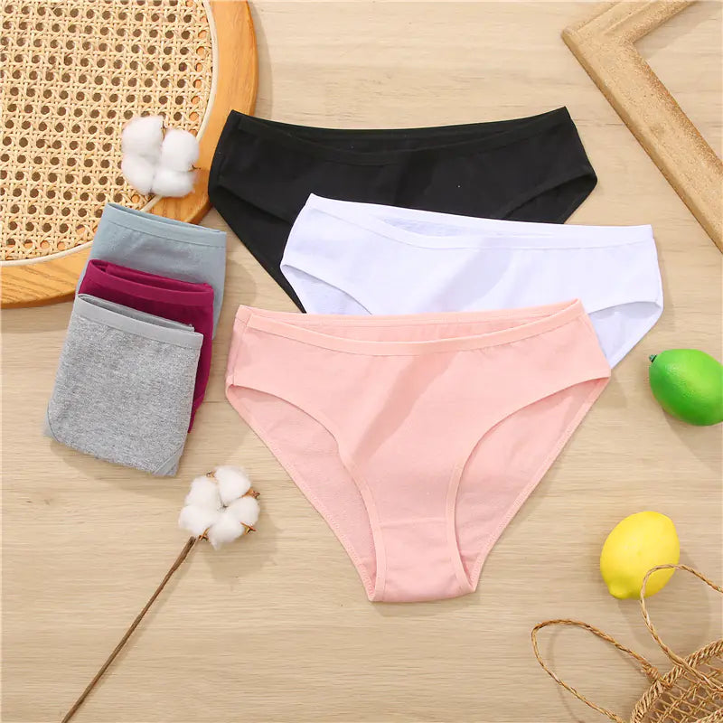 Comfortable Cotton Ladies' Panties for Everyday Wear