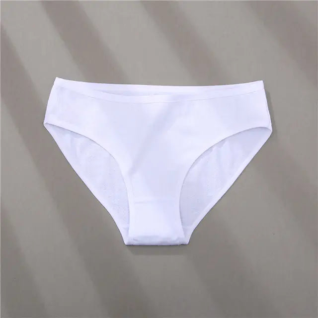 Comfortable Cotton Ladies' Panties for Everyday Wear