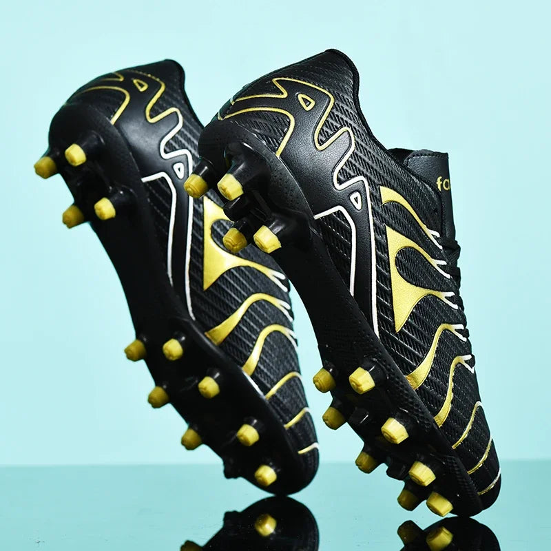 Men Soccer Shoes Adult Kids Futsal Boys Ultralight Soccer Cleats Professional Football Boots Top Quality Grass Training